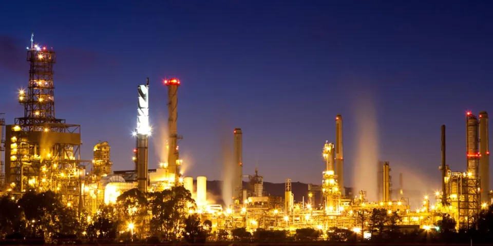 Oil & Gas 